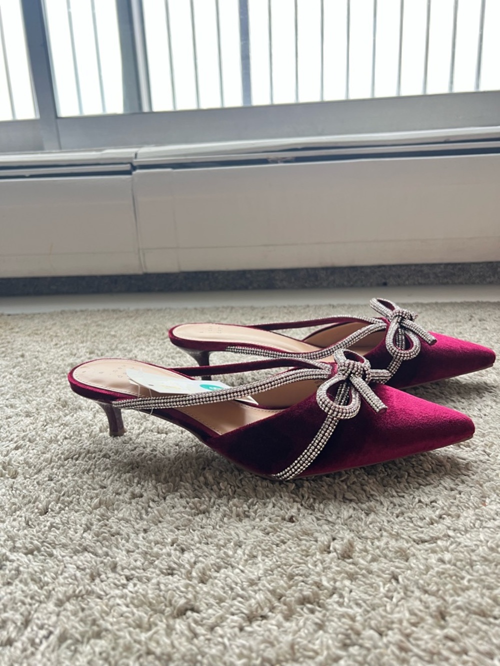 a new day Burgundy Velvet Pointed Toe Slingback Mules with Crystal Bow. Size 8 - Picture 2 of 4